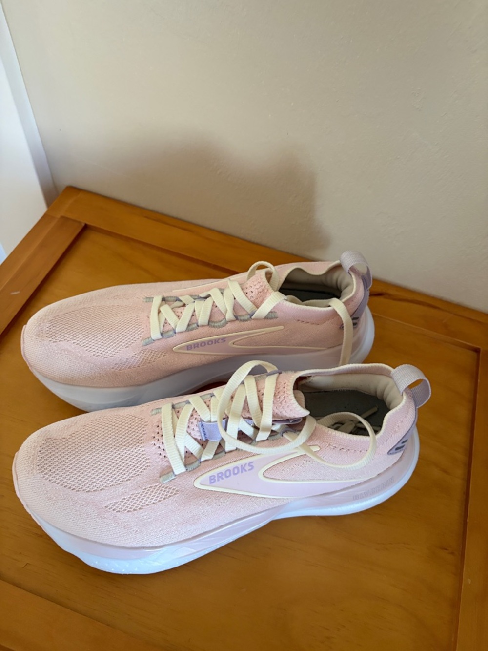 Brooks Women's Pink Athletic Running Shoes
